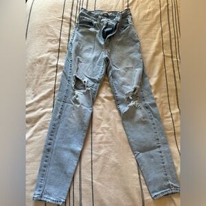 Levi Mom skinny jeans